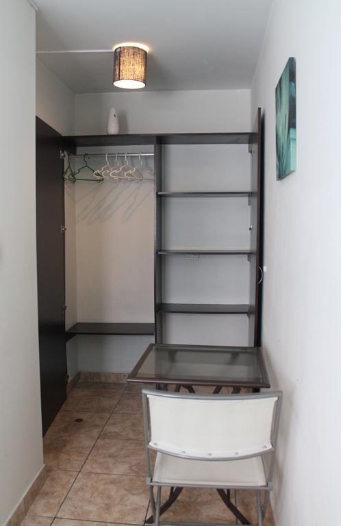 B&B Miraflores Wasi Independencia リマ エクステリア 写真