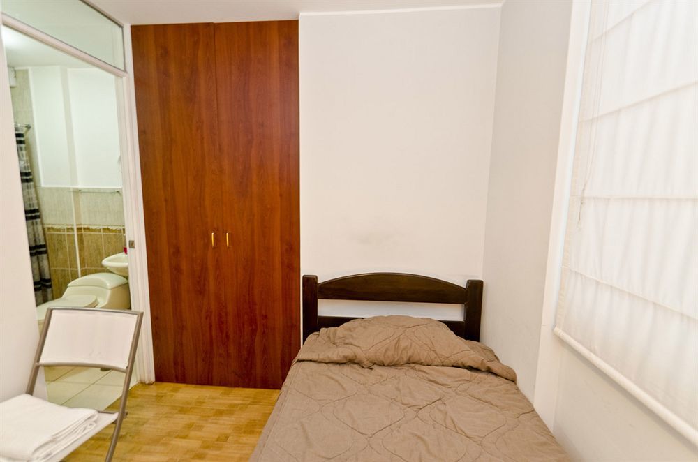 B&B Miraflores Wasi Independencia リマ エクステリア 写真