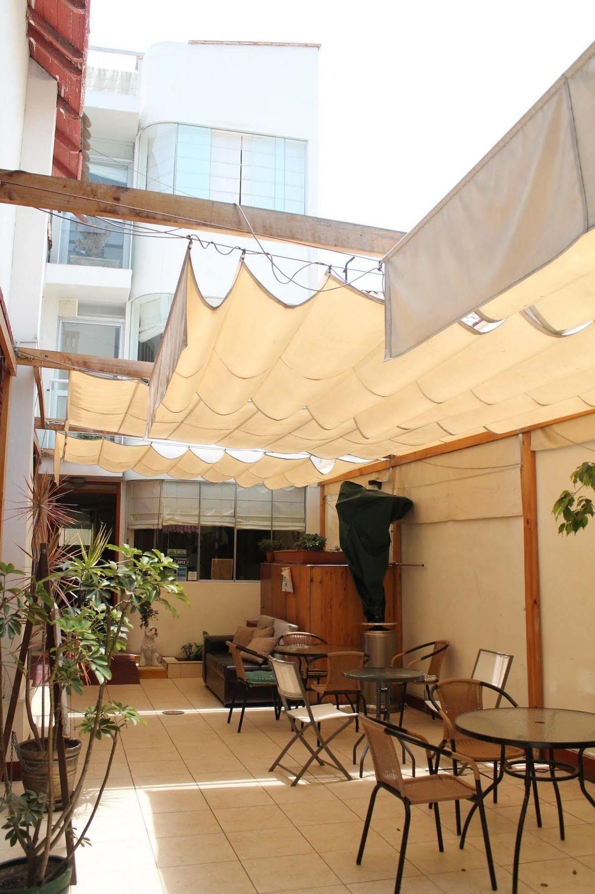 B&B Miraflores Wasi Independencia リマ エクステリア 写真